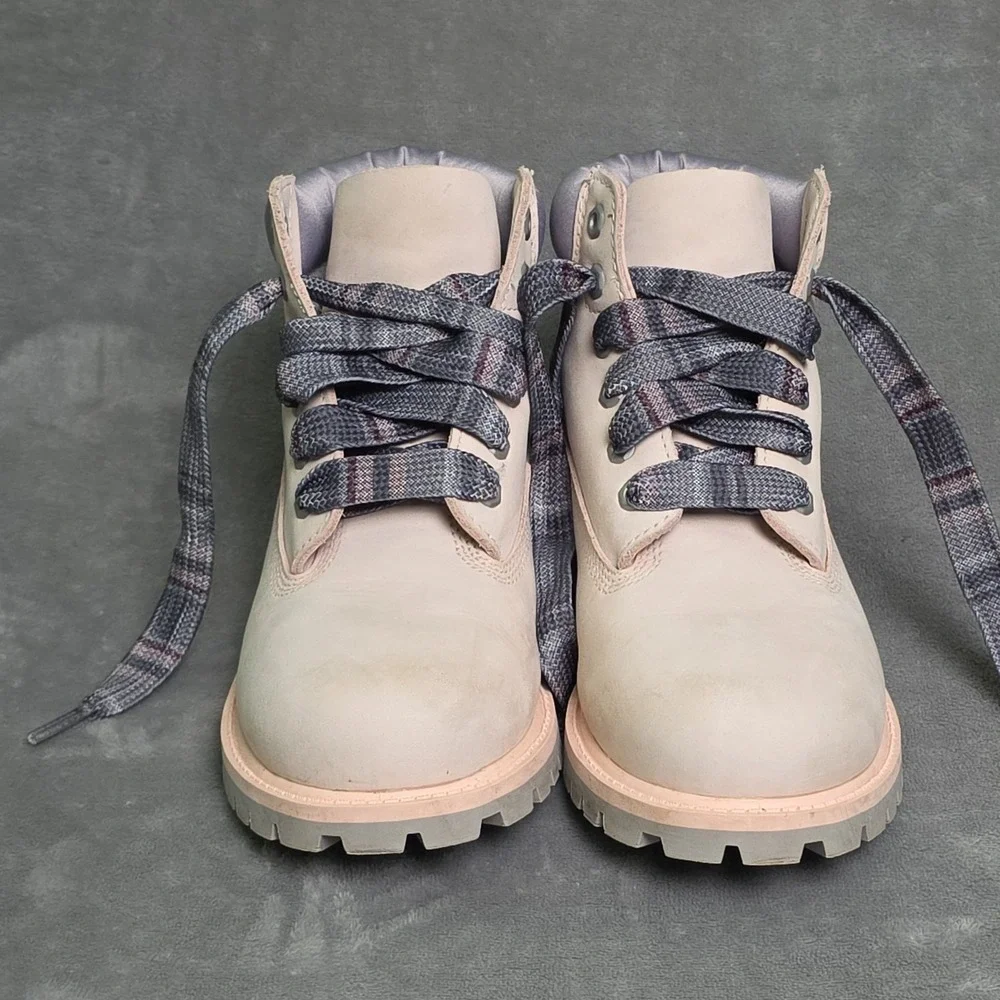 Timberland  Premium 6 in Waterproof  Pink Nubuck‎ Youth  Boots Size 3 VGC